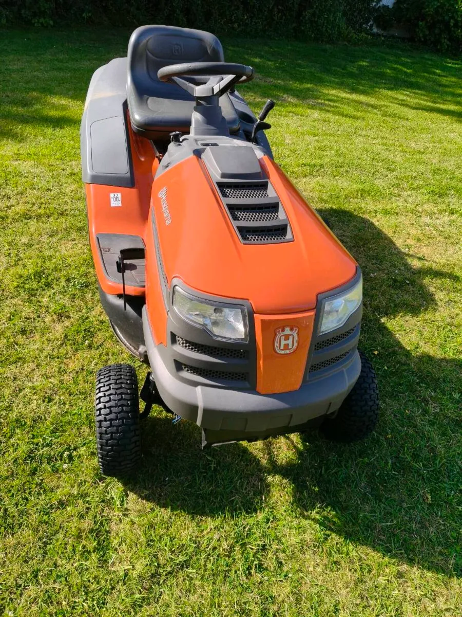 Husqvarna ride on mower - Image 2