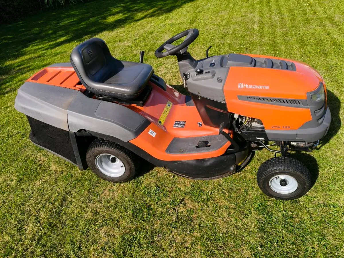 Husqvarna ride on mower - Image 3
