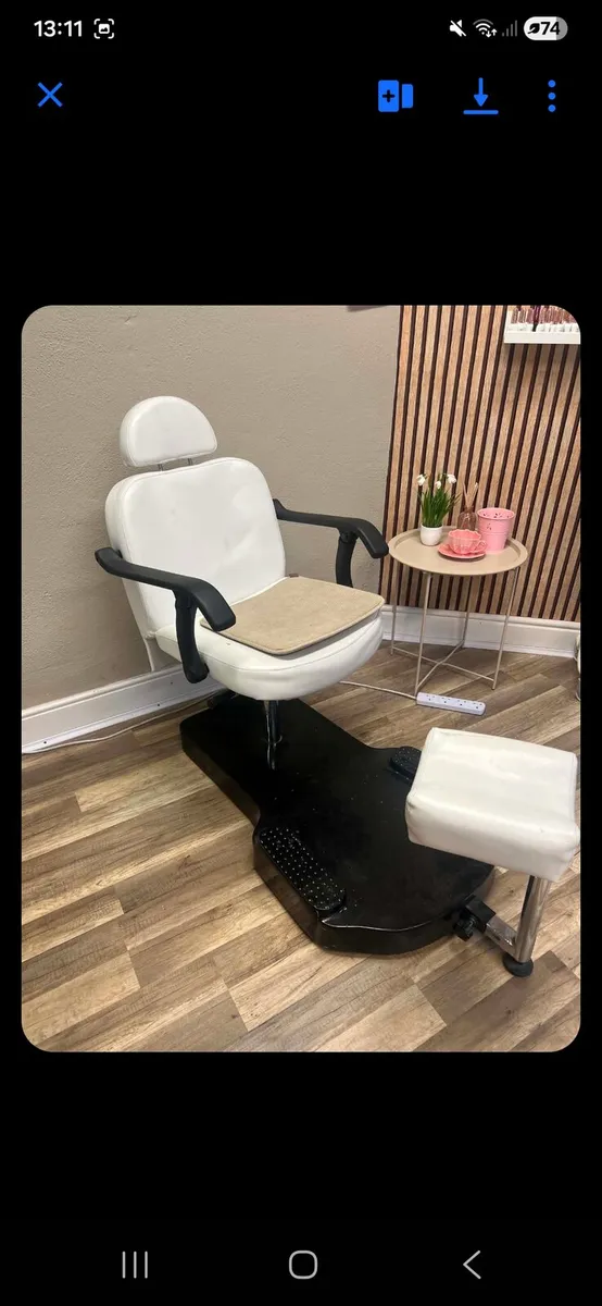 Pedicure chair - Image 1