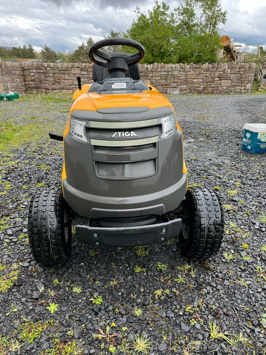 STIGA Ride on lawnmower - Image 3
