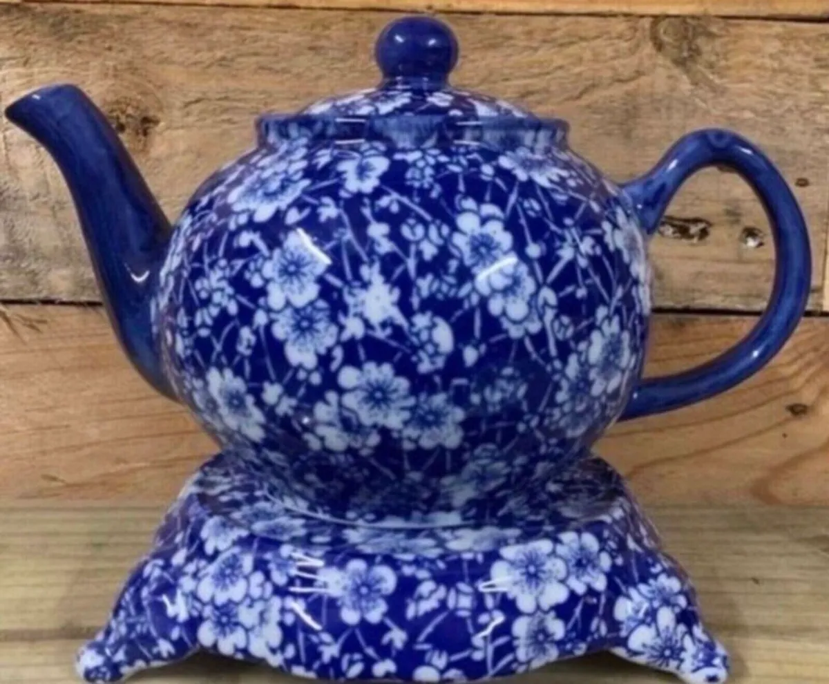1920s tea pot and trivet stand - Image 1