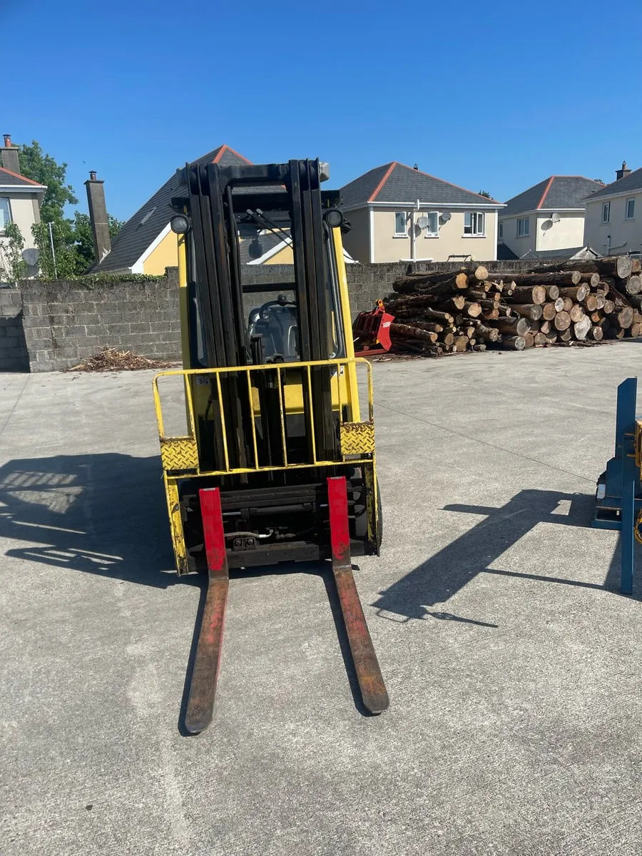 Forklift & attachments - Image 2