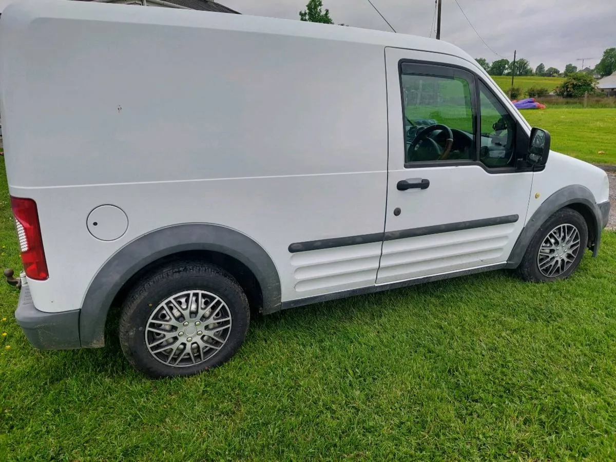 Ford transit connect - Image 4