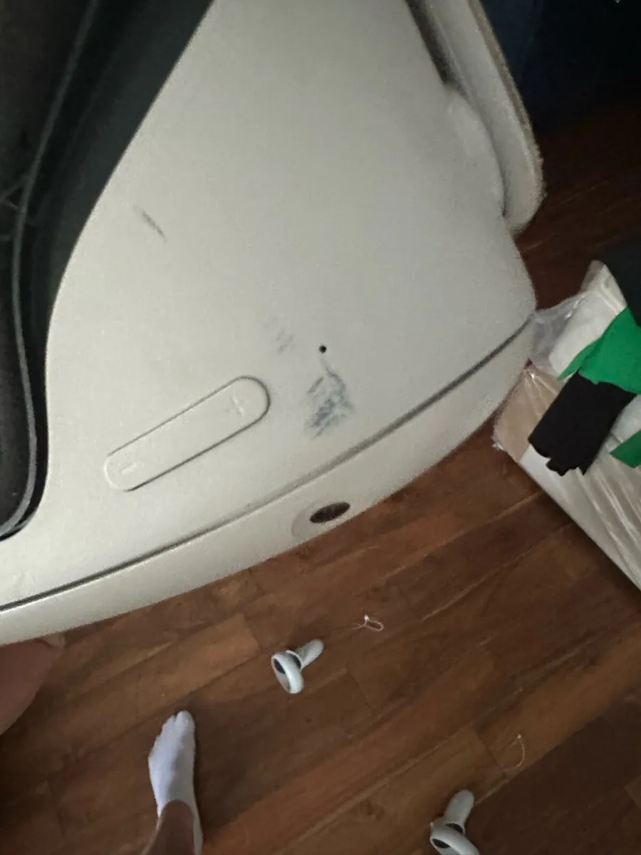 Oculus quest 2 - Image 3