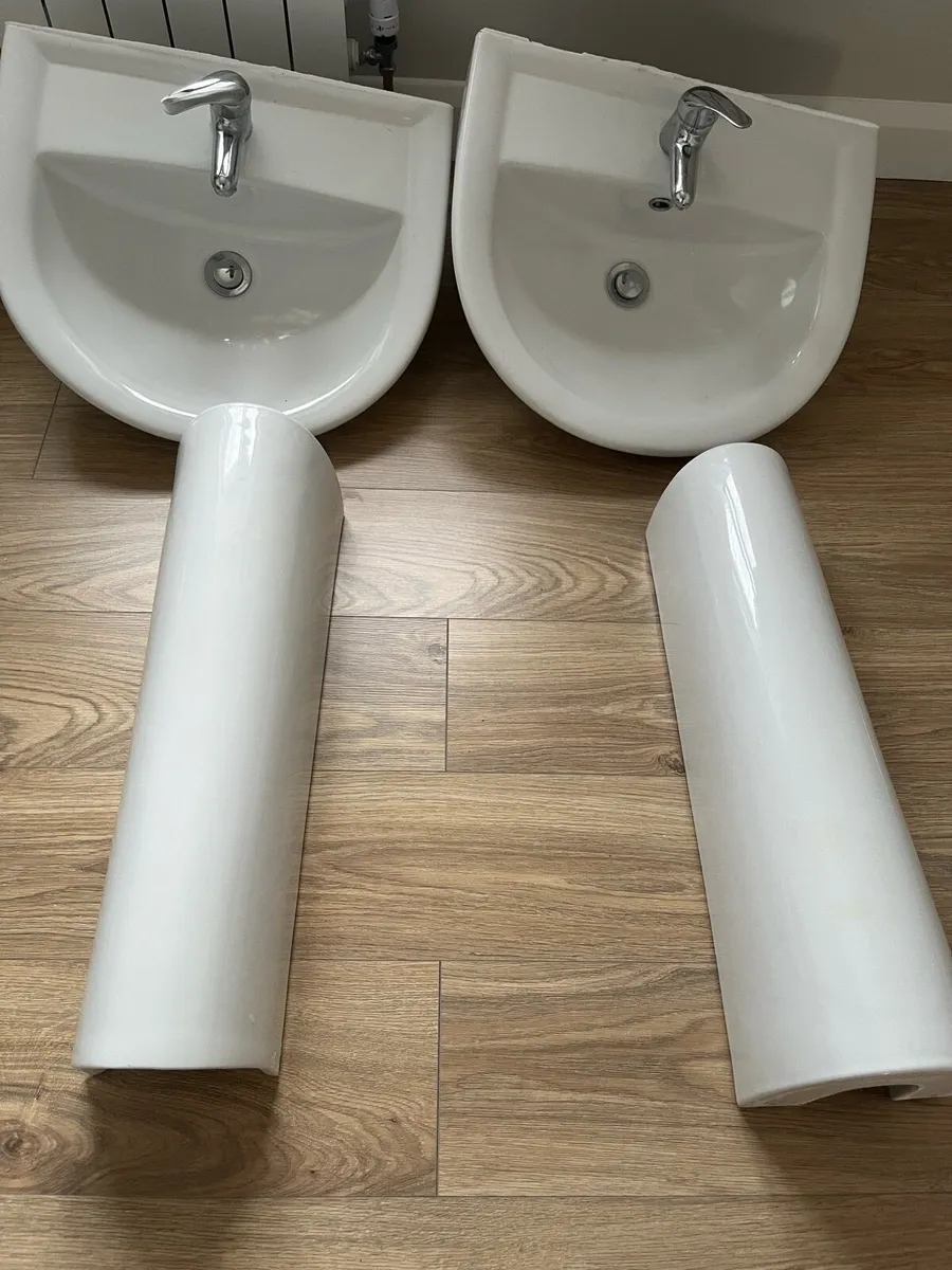 Pedestal Sinks and Mixer tap - Image 4