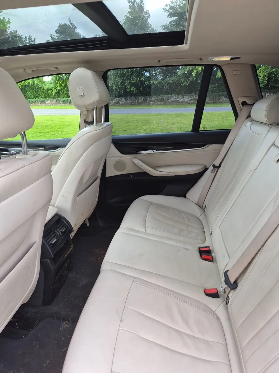 BMW X5 2015 - Image 4