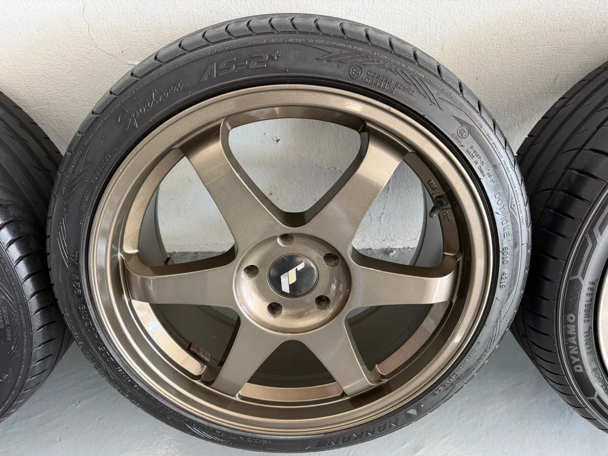 LEXUS IS200 ALLOYS & TYRES - Image 4