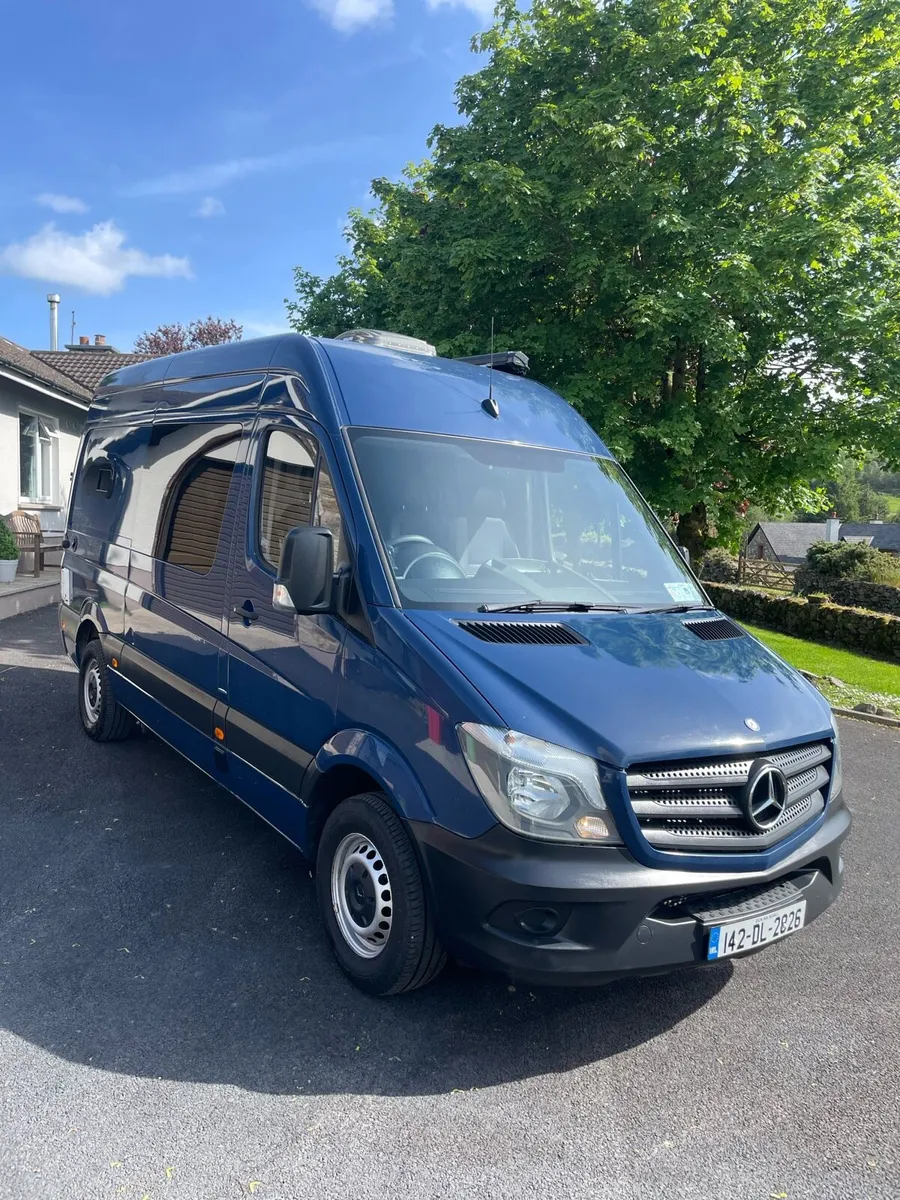 2014 Mercedes Sprinter professionally built - Image 3