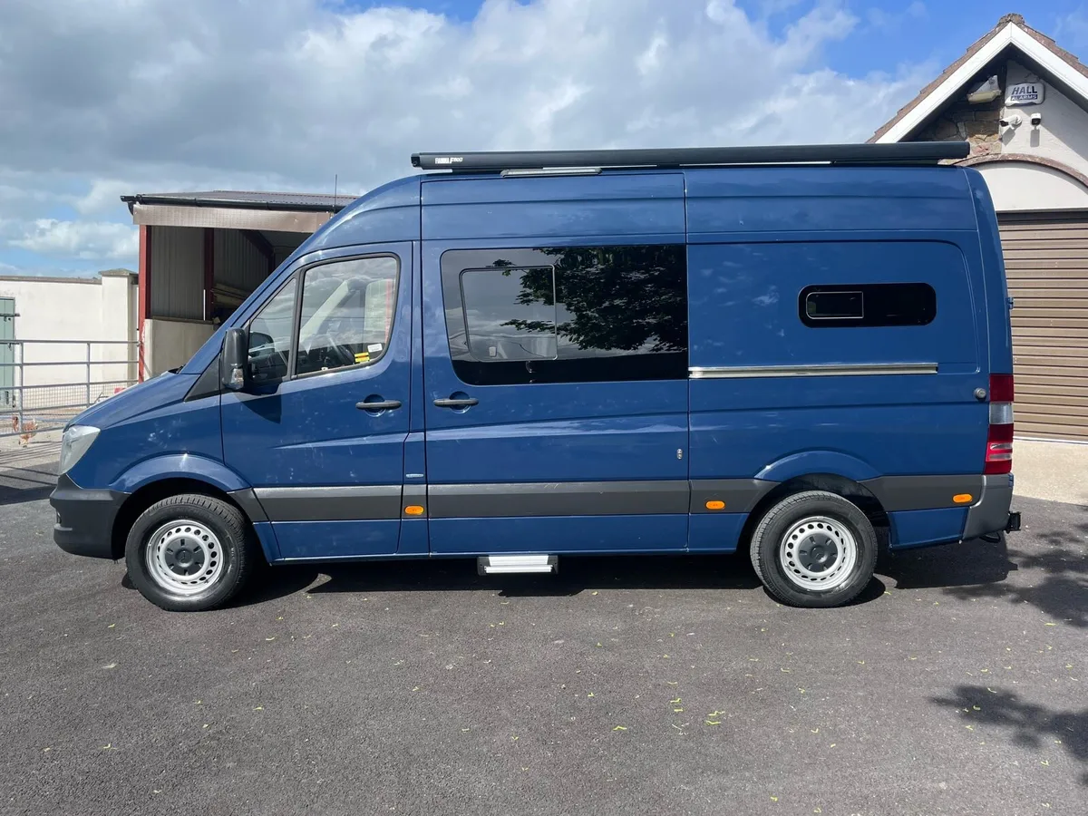 2014 Mercedes Sprinter professionally built - Image 4