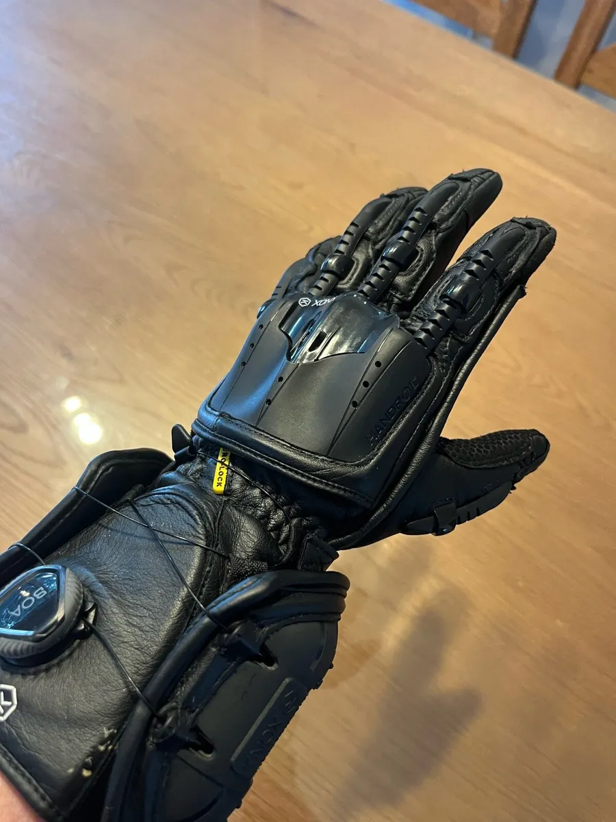 Knox Handroid gloves size small - Image 1