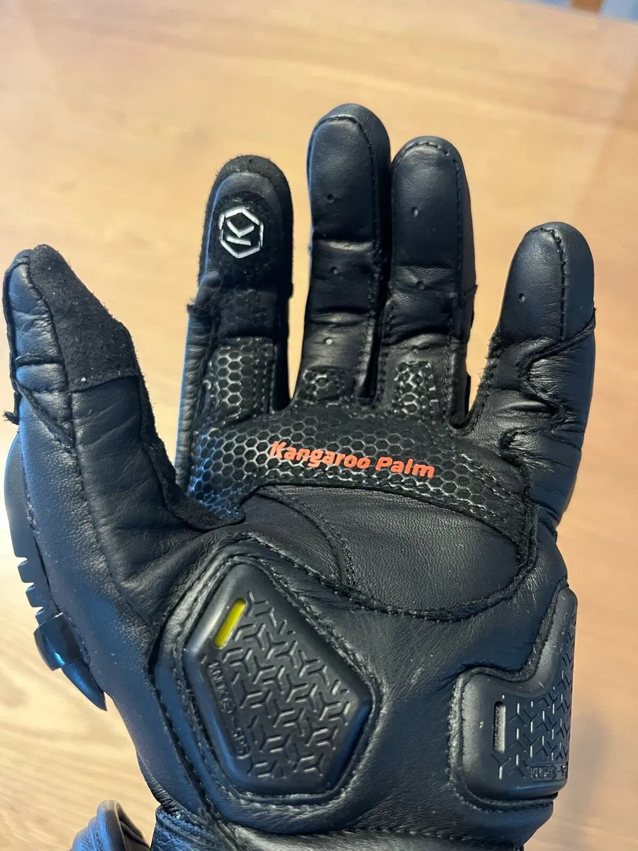 Knox Handroid gloves size small - Image 3