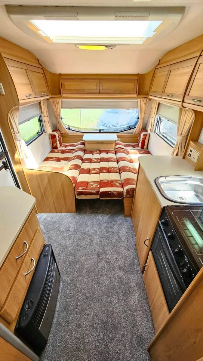 4/5 berth Caravan for sale - Image 3
