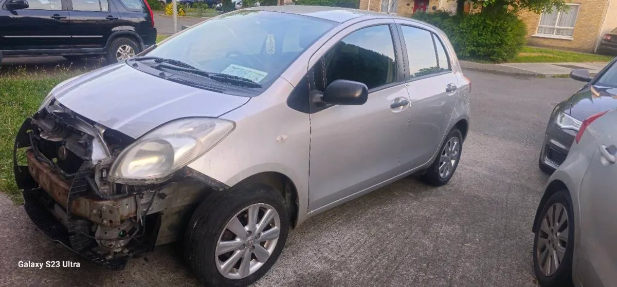Toyota yaris 2011 1.0 petrol - Image 1