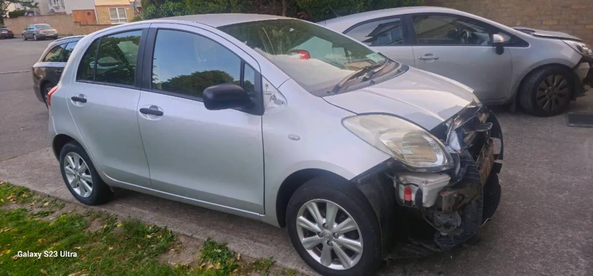 Toyota yaris 2011 1.0 petrol - Image 2