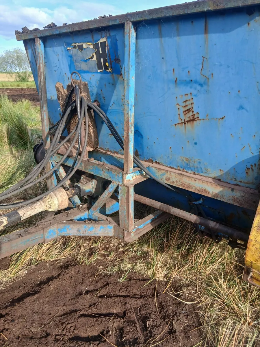 K-H 4 sod turf hopper - Image 3