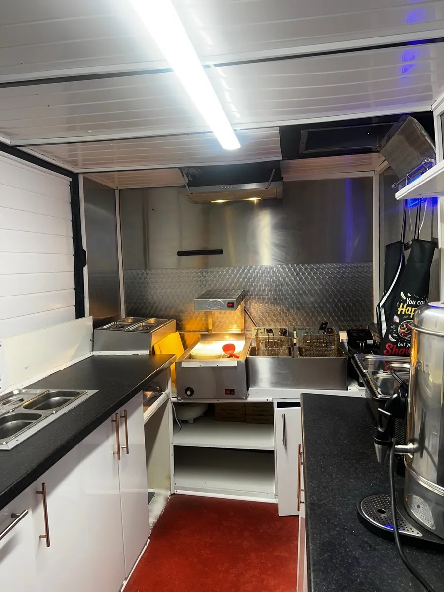 Food Trailer – Ready to Trade - Image 1
