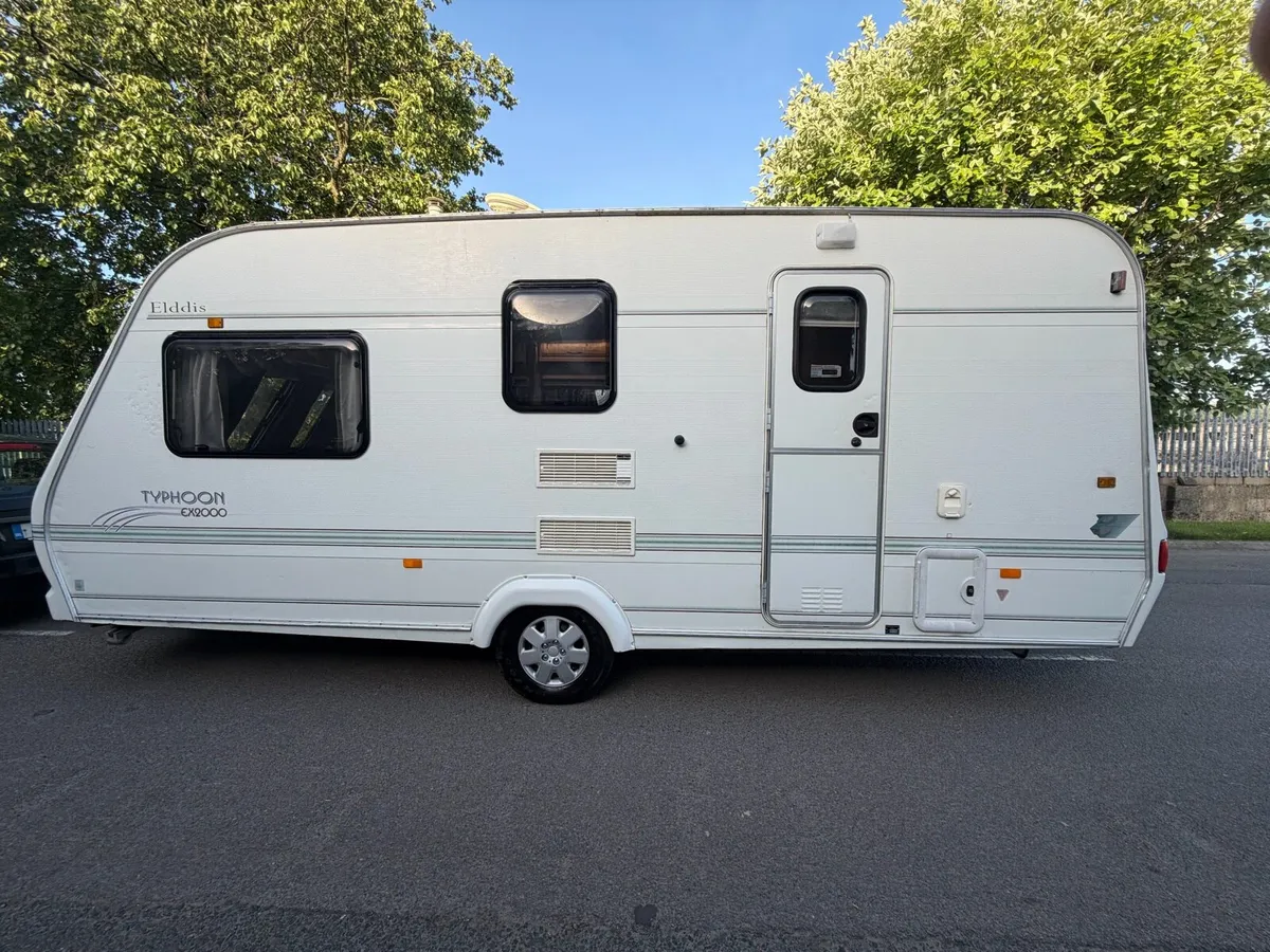 2004 elddis typhoon luxury caravan - Image 4