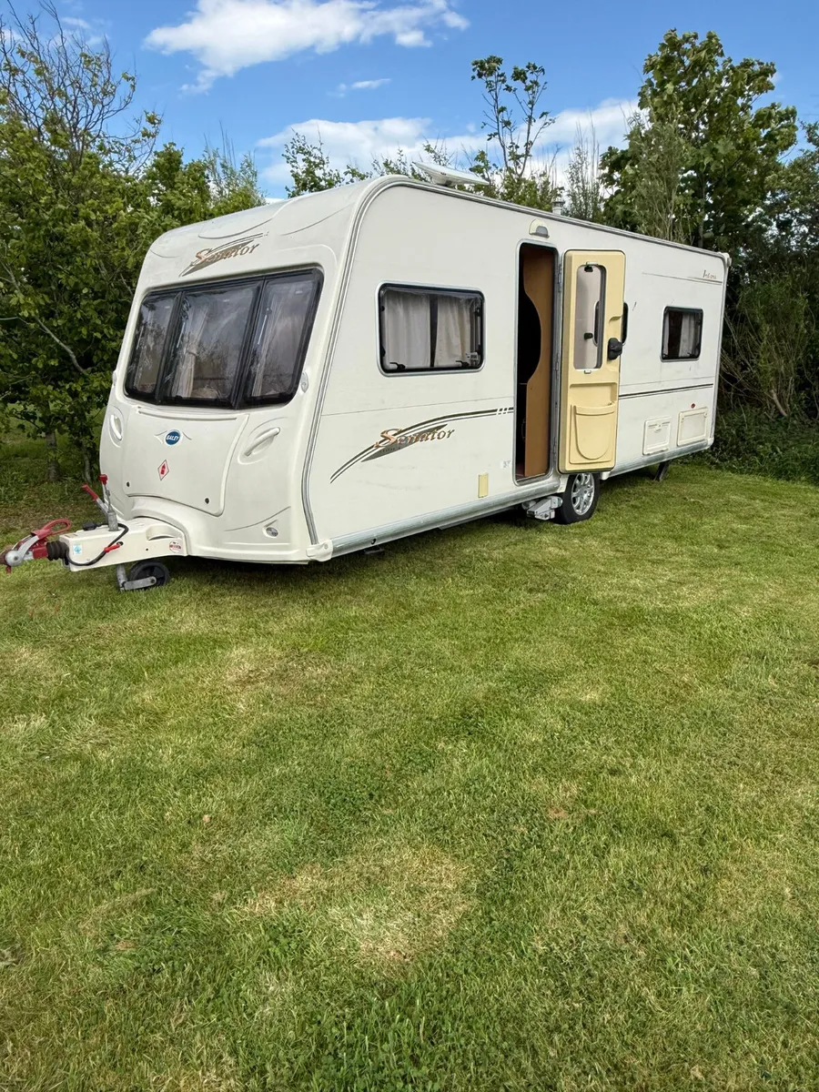 Caravan - Image 1