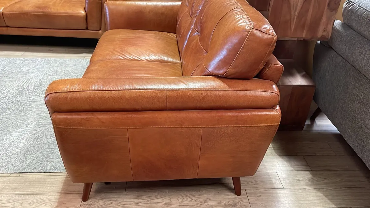 Brand new sofa - Image 3