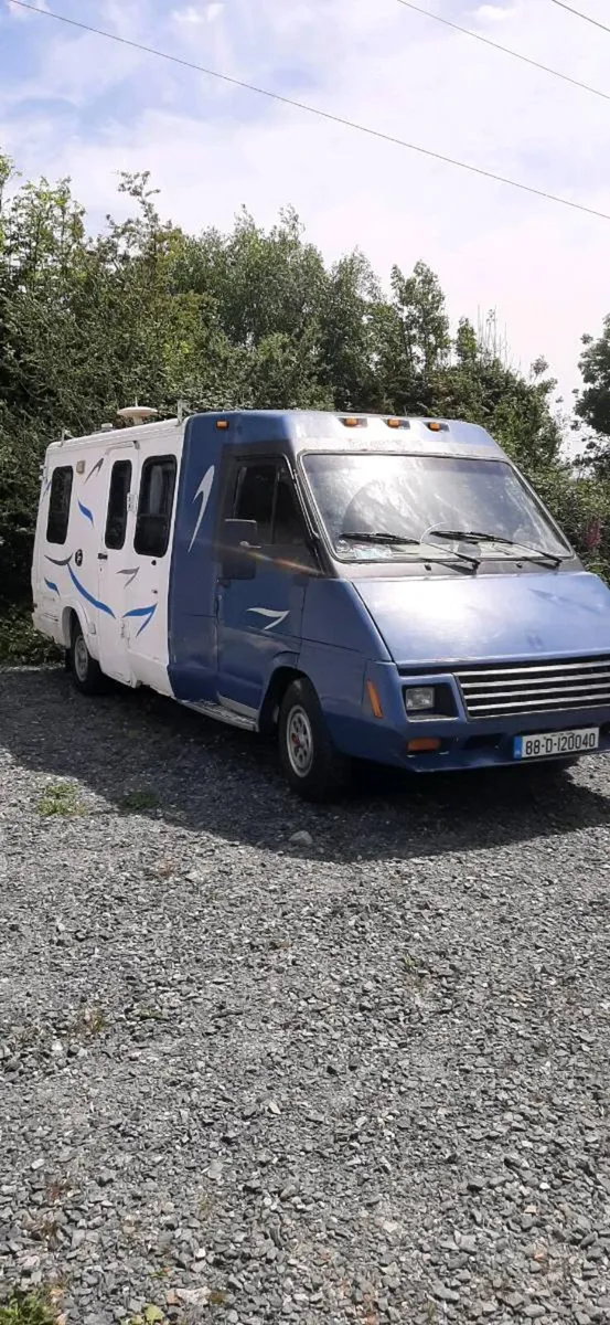 88 WiNNEBAGO MOTORCARAVAN LE SHARO - Image 4