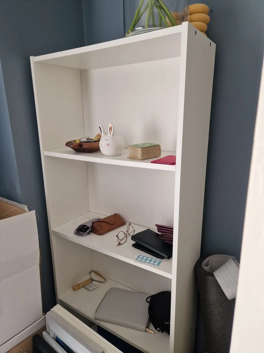 Bookcase-FREE