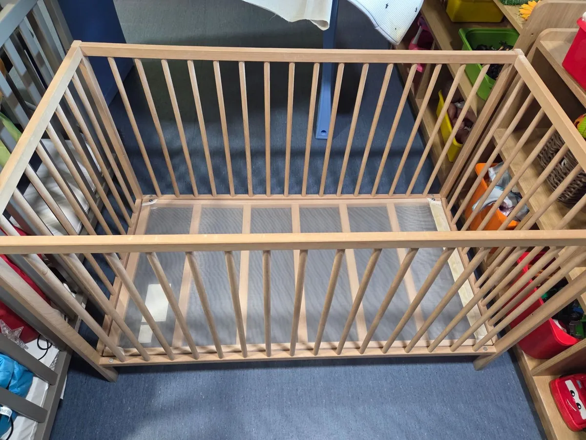 Cot - Image 4