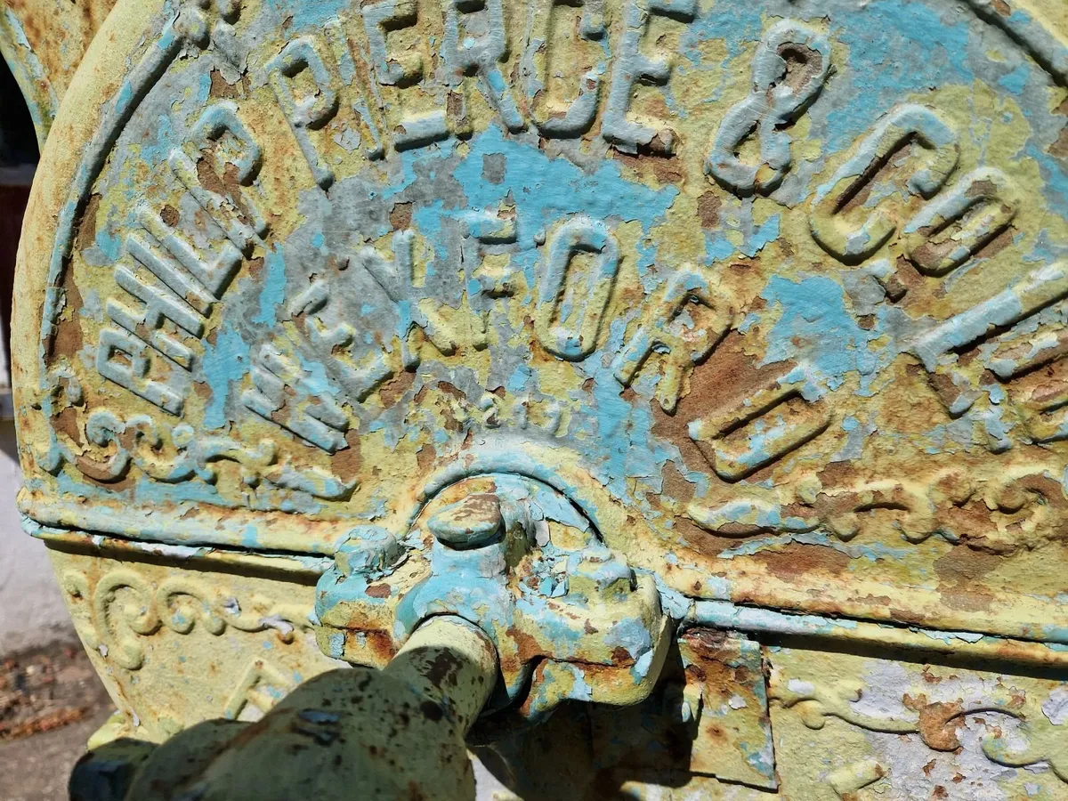 vintage machinery - Image 1