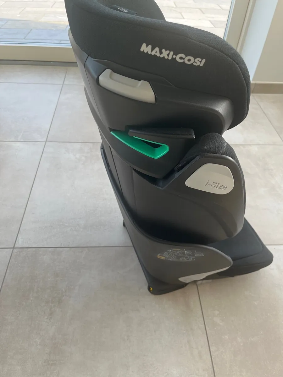 Car seat - Image 2