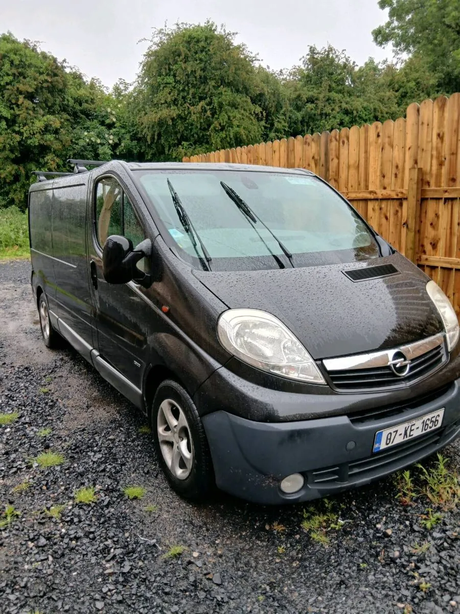 Van - Image 1