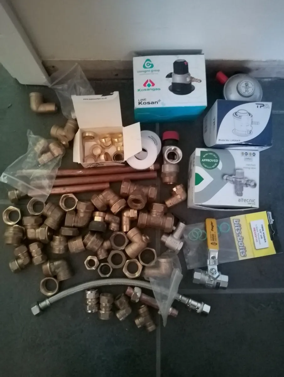Plumbing fittings - Image 4