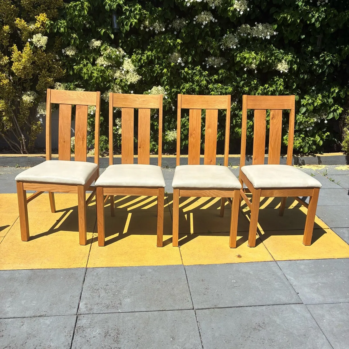 4 solid Oak Chairs with cream Leather seats - Image 3