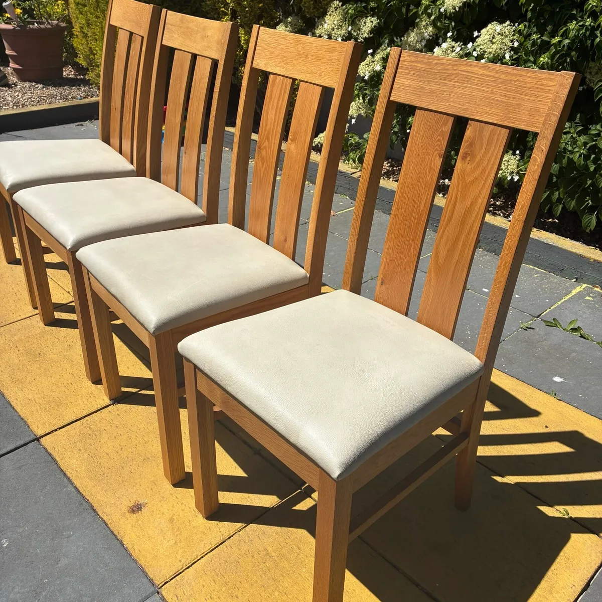 4 solid Oak Chairs with cream Leather seats - Image 4