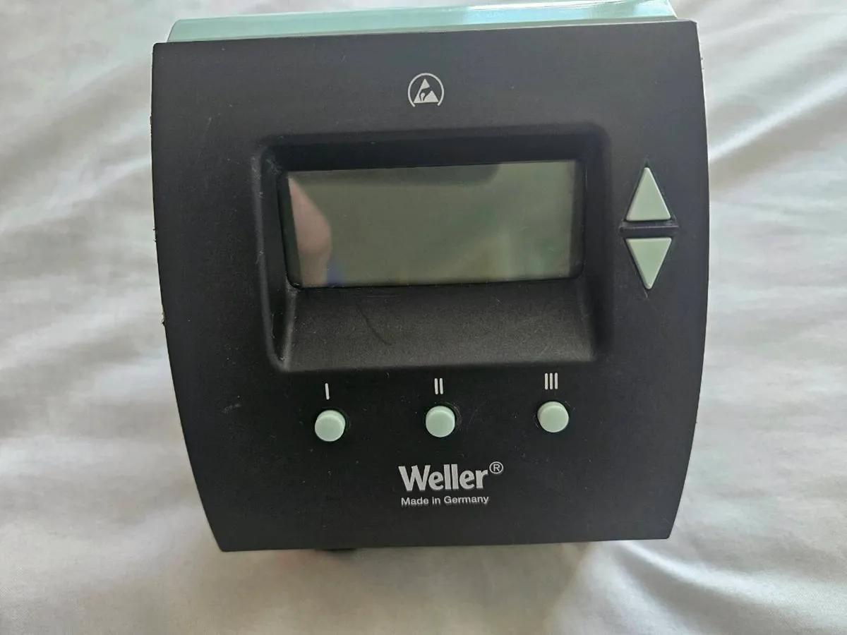 Weller WD1 soldering station - Image 1