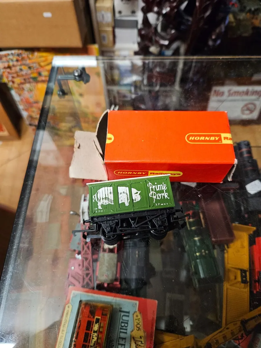 Hornby OO Gauge Wagon
