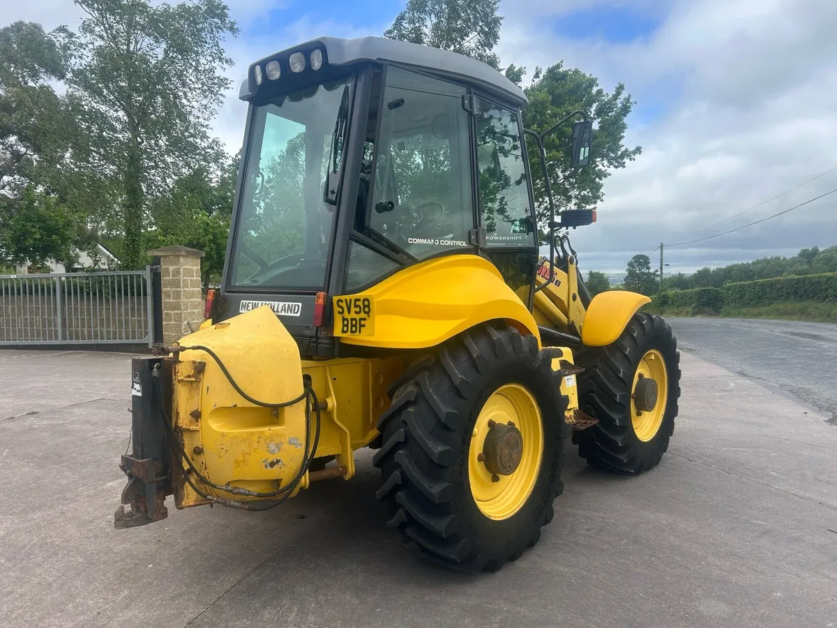 New Holland b115b loader - Image 4