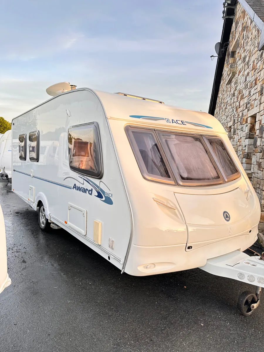 ✨STUNNING ACE JUBILEE 4 BERTH ISLAND BED✨ - Image 1