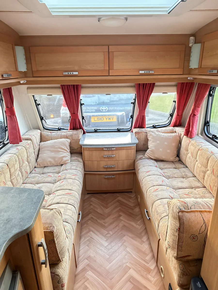 ✨BARGAIN LUNAR QUASER 5-6 BERTH✨ - Image 3