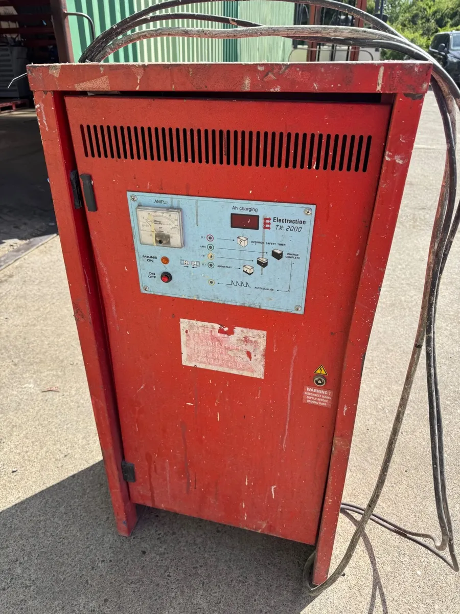 Forklift 2.5 Ton - Image 3