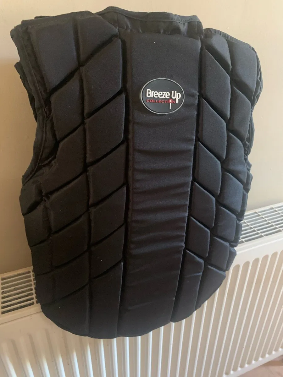 Body protector child large collection or postage - Image 3