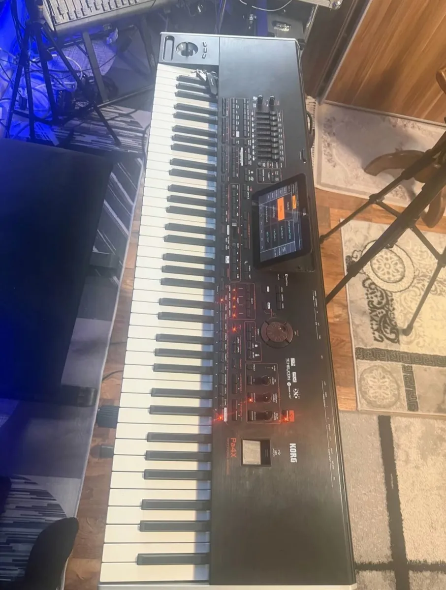 Korg pa4x 76 Key - Image 2