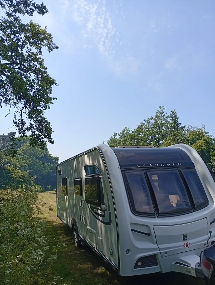 Coachman motor movers and awning - Image 3