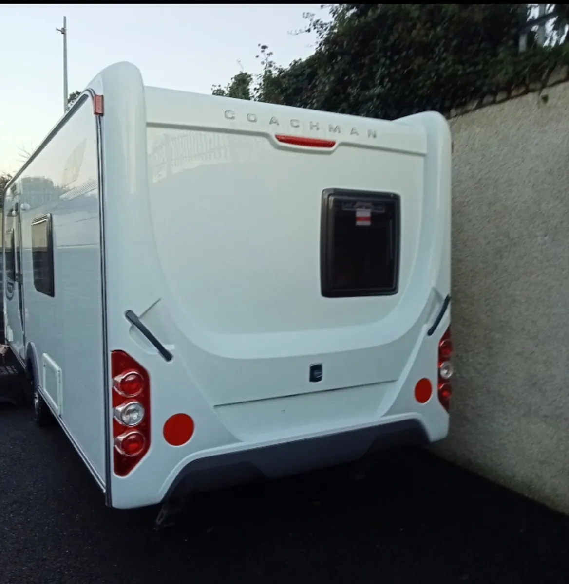 Coachman motor movers and awning - Image 4