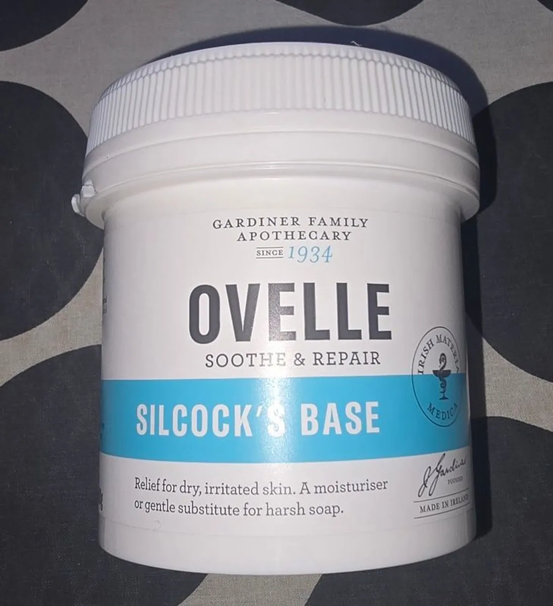 OVELLE  soothe and repair Silcock's Base - Image 1