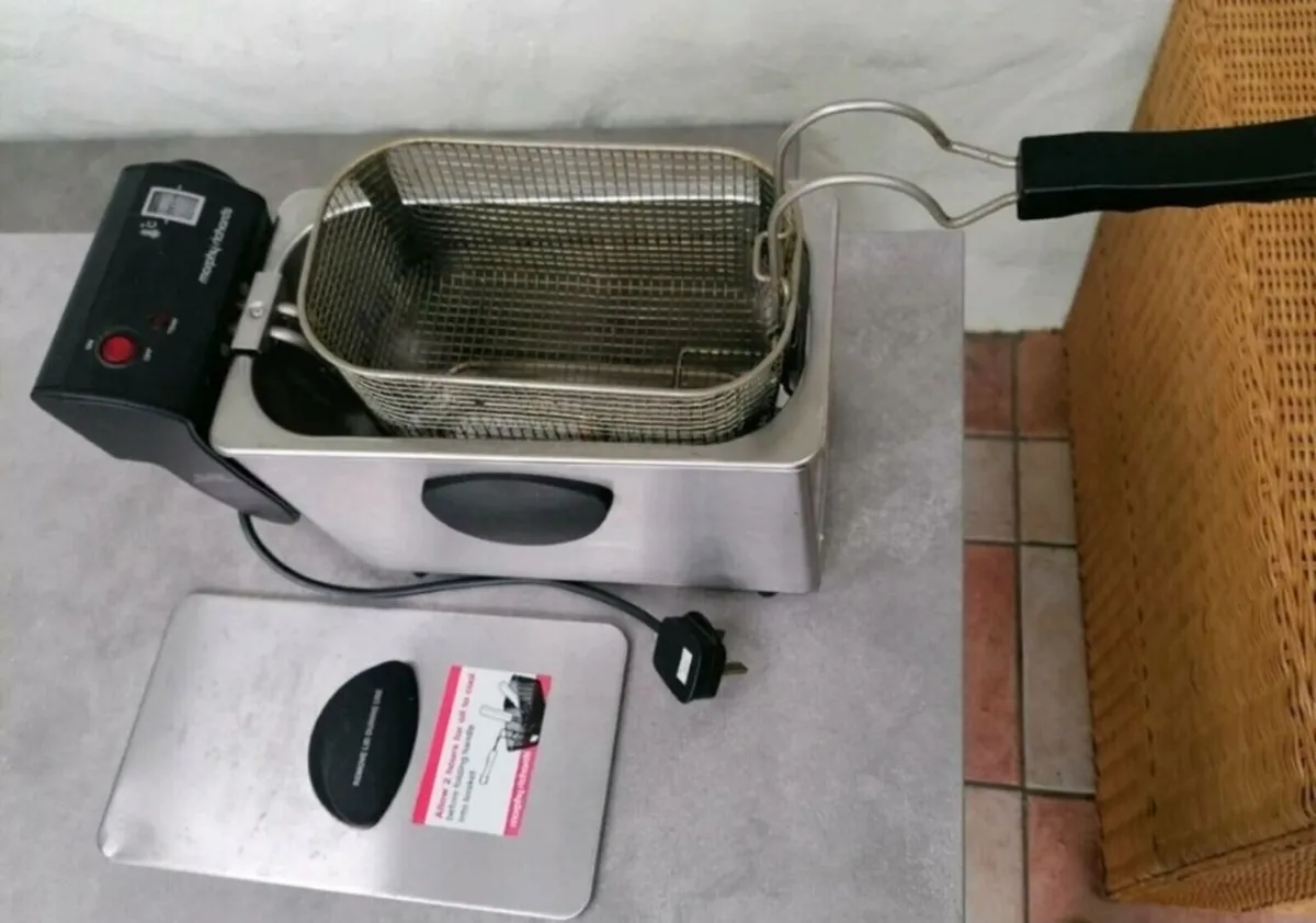 Morphy Richards Stainless Steel Fryer - Image 1