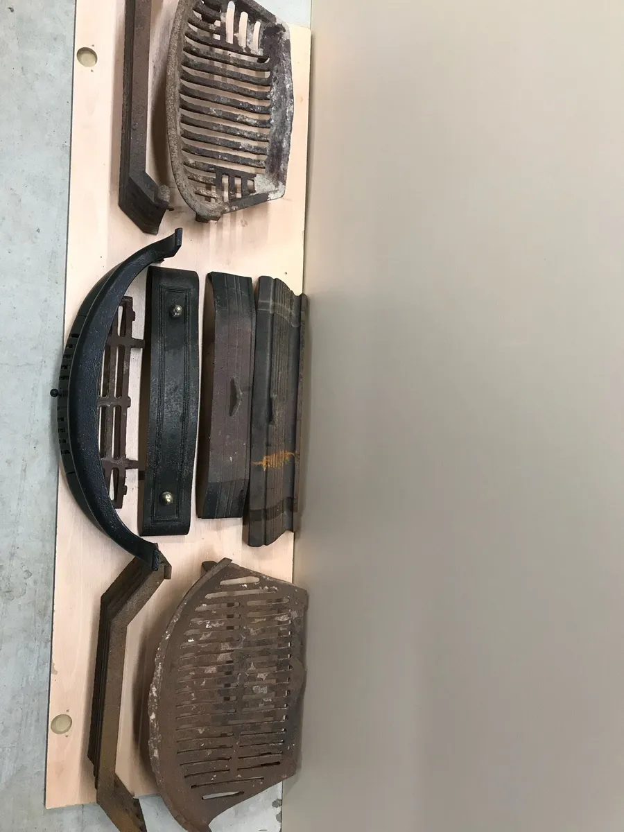 Antique fireplace items - Image 3