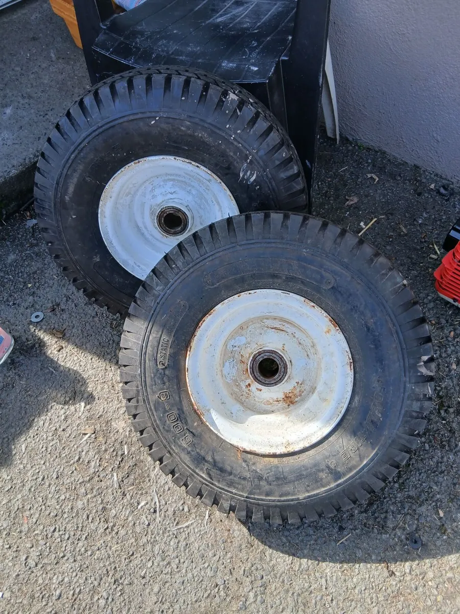 Mobile home wheels in great condition - Image 3