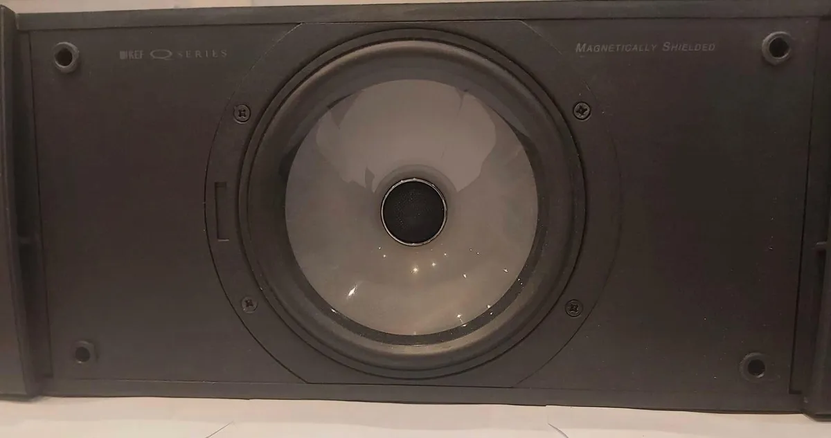 Kef Centre Speaker - Image 1