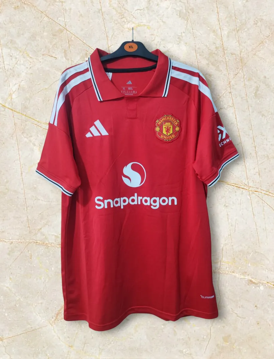 MAN UTD 26/27 JERSEY , SIZE : M , L , XL . - Image 1