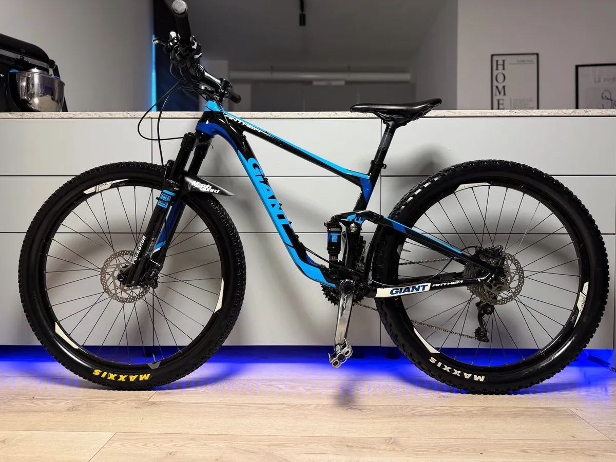 GIANT Anthem Full Suspension Bike - Image 2
