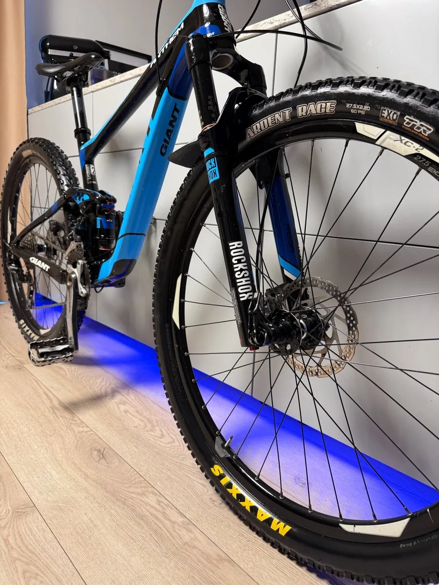GIANT Anthem Full Suspension Bike - Image 4
